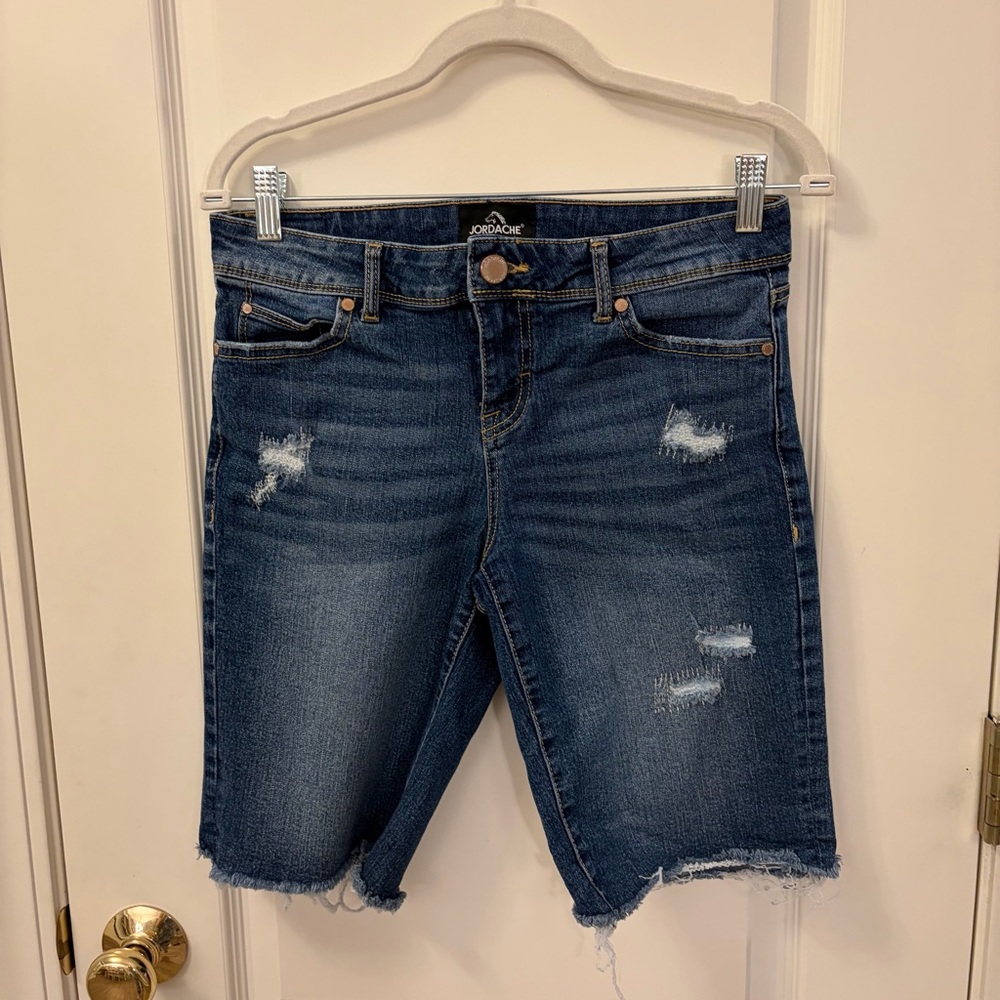 Jordache Blue Denim Jeans with Gold Stitching Size 6